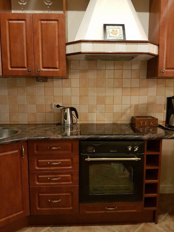 Goldstar Luxury Old Town Krakow Apartment Bagian luar foto